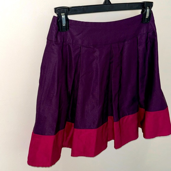 NWOT H&M Pleated Skater Skirt - Picture 3 of 10